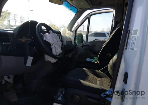 2018 Mercedes-Benz Sprinter 2500 High Roof V6 z USA, uszkodzony, nr VIN WD3PE8CD0JP600193